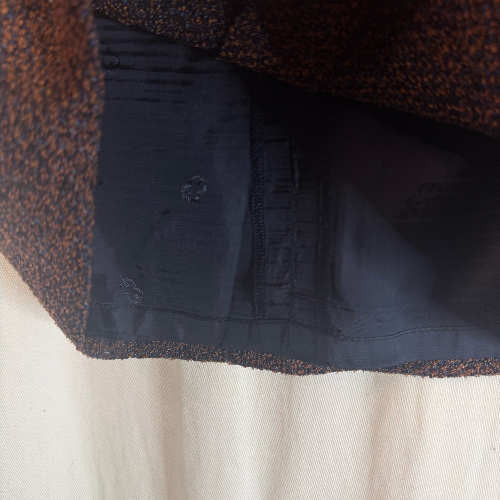 Escada Brown Wool/Alpaca/Silk Bouclé Blazer and Skirt Set - Picture 15 of 15